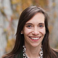 Lauren Schmitt headshot