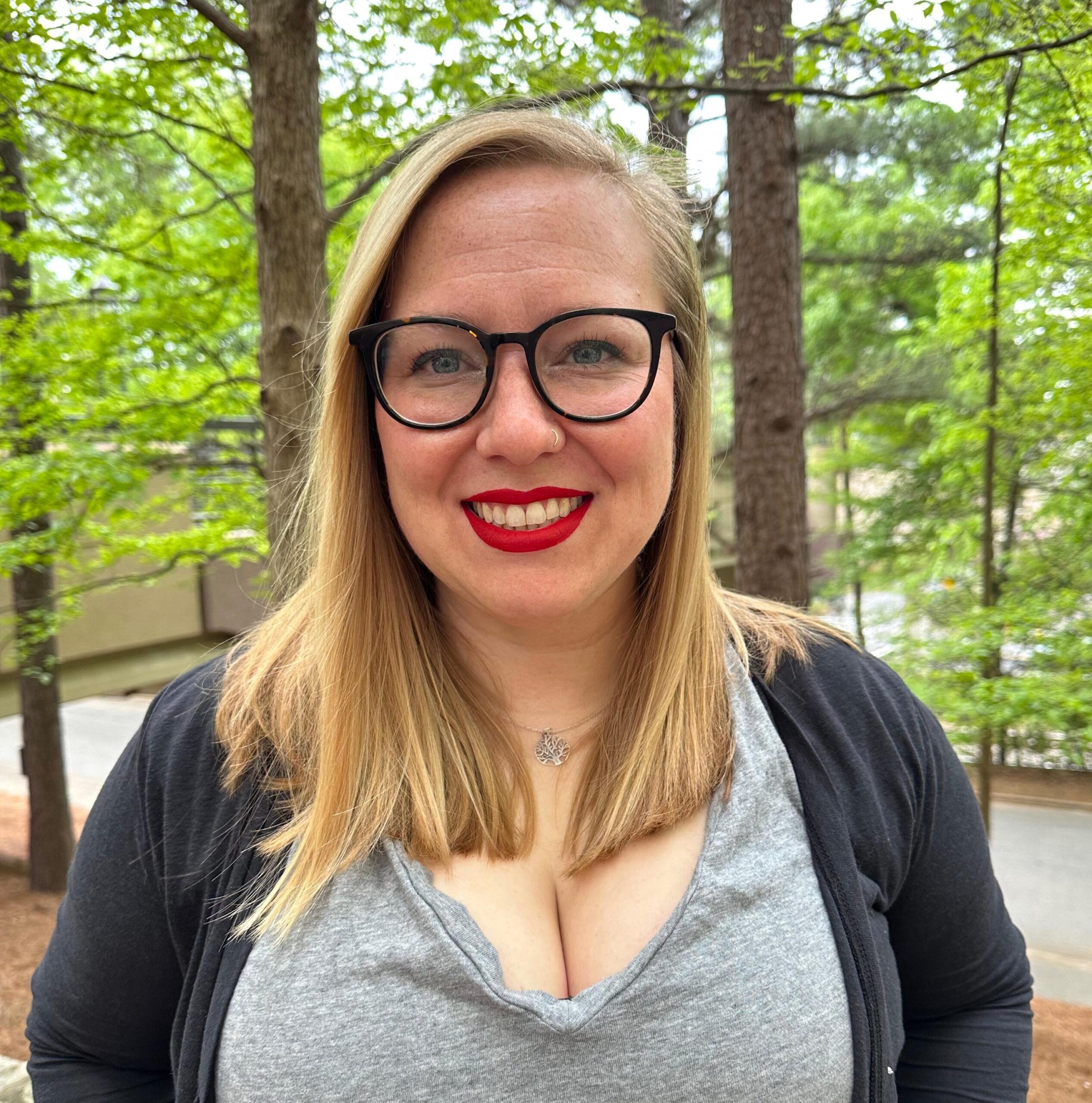 Kate Shelly headshot