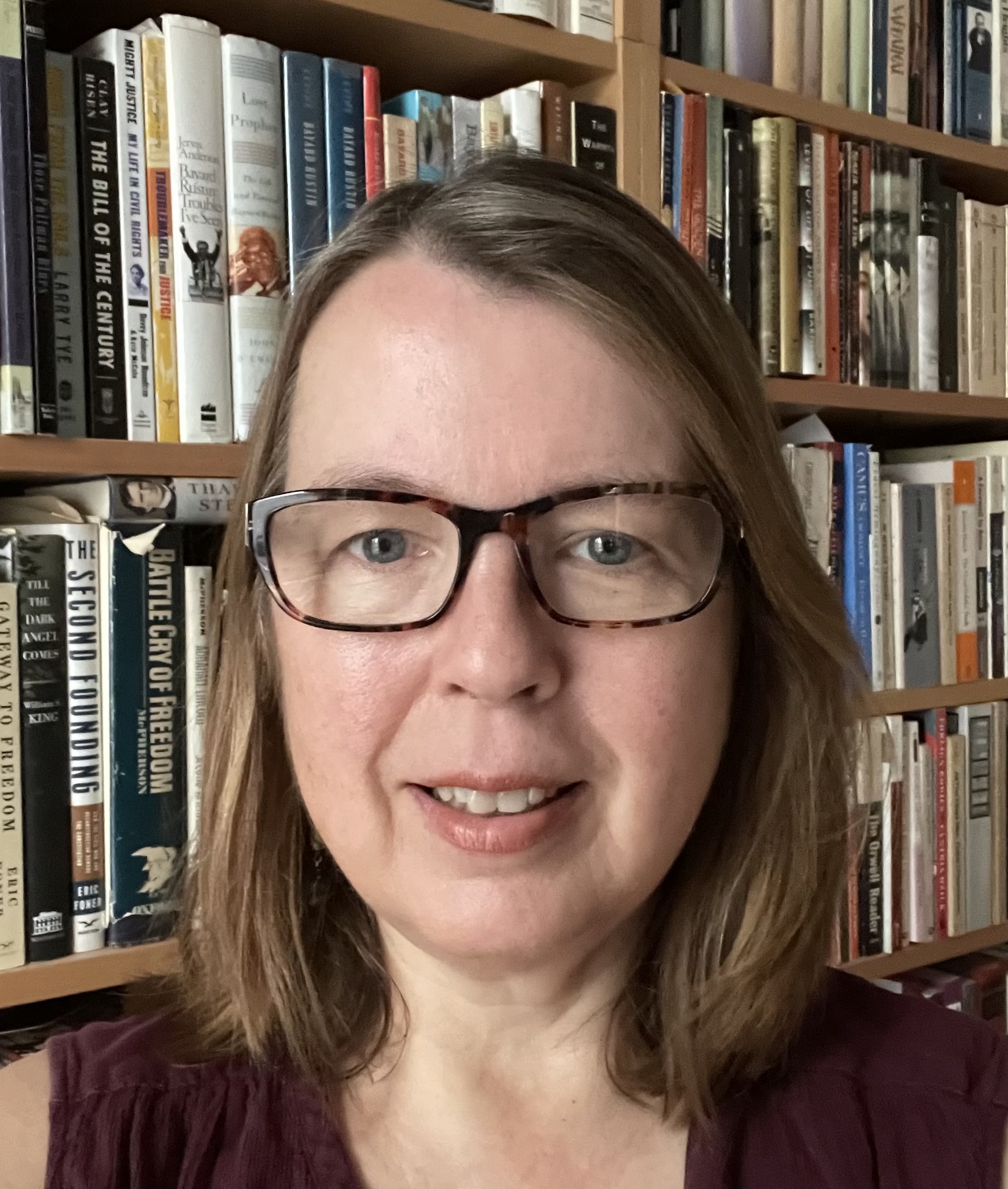 Veronica Hinton headshot