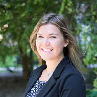 Dr. Grace McCarthy headshot.